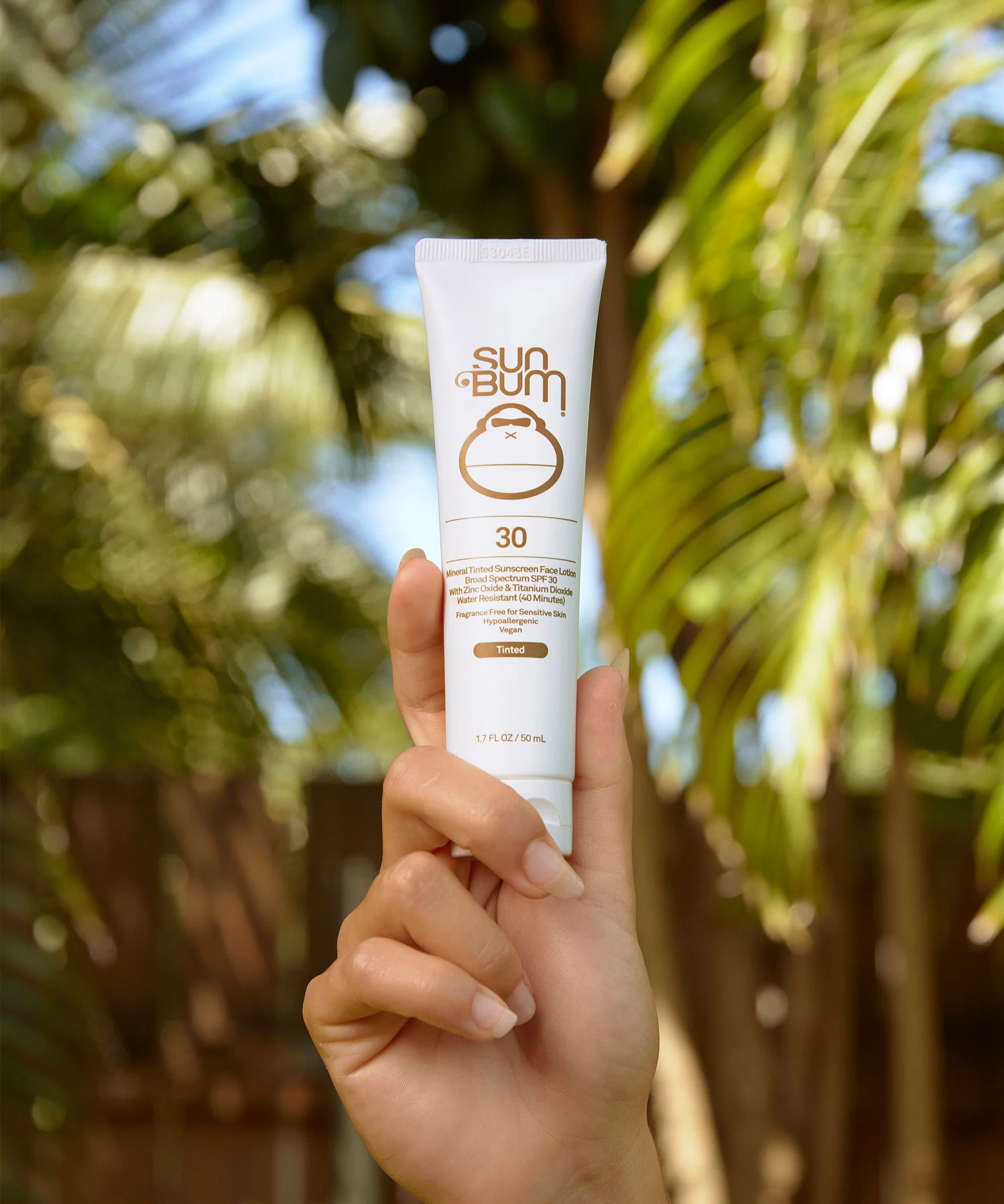 Mineral SPF 30 Tinted Sunscreen Face Lotion - Image 2