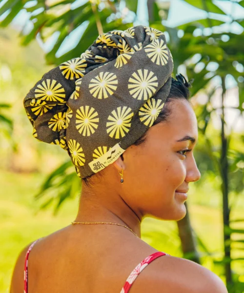 Alternative view of Air Dry Cream & Hair Towel Kit